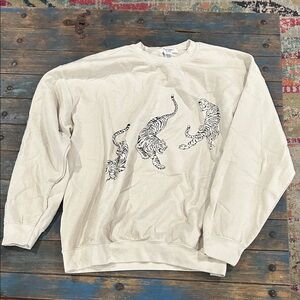 Project Social T women’s size large extra large cream tiger sweatshirt